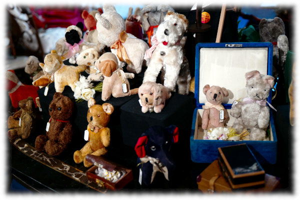 テディベアとなかよしどうぶつたち